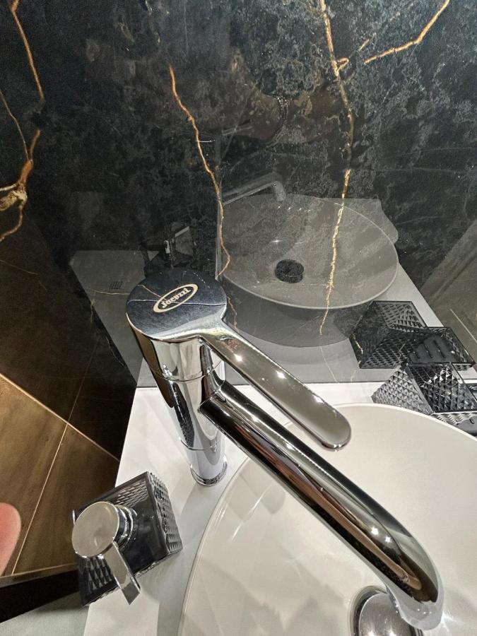 Roma Nostra Luxury B&B Luaran gambar